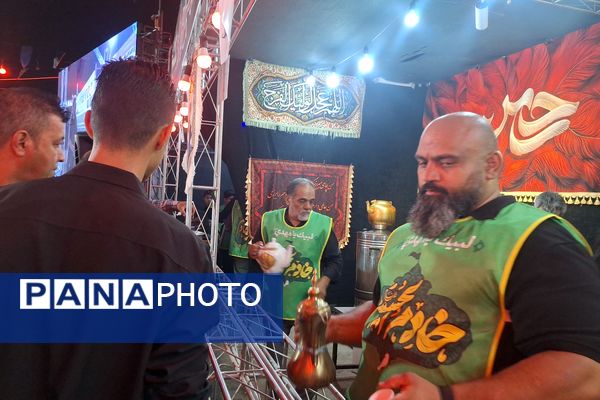 موکب‌های عزاداری شیراز پذیرای میهمانان کوچک ابا عبدالله