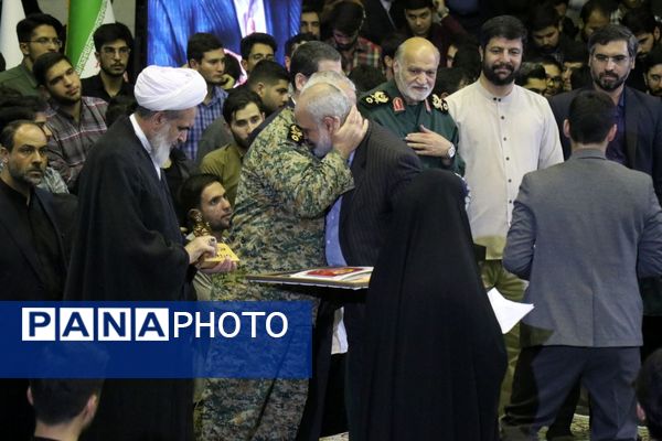 یادواره ملی شهدای دانشگاهی دفاع مقدس ۱۲ روزه در دانشگاه فردوسی مشهد(۳) 