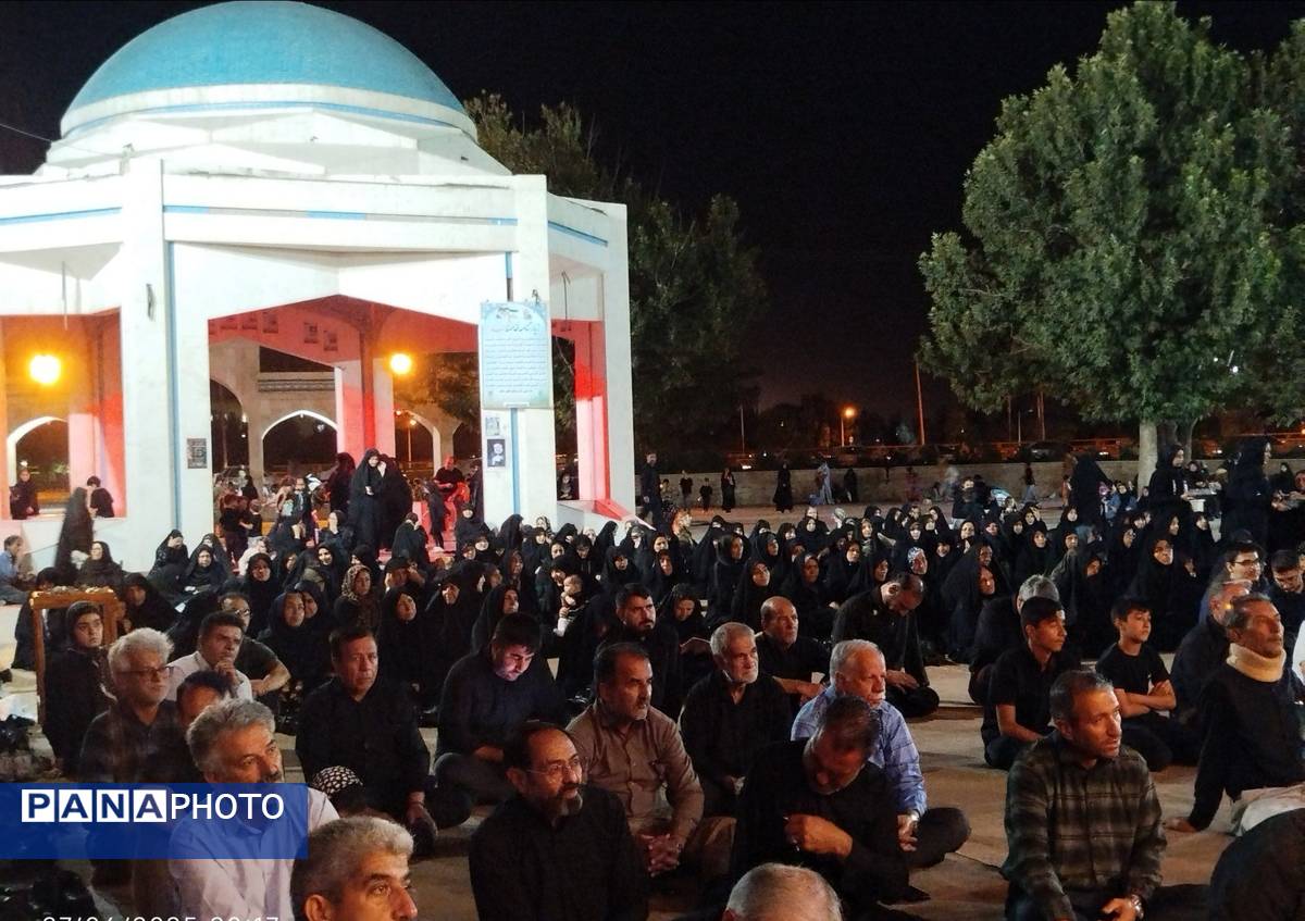 برگزاری مراسم شب دوم عزاداری ماه محرم در مسجد شهدای گمنام