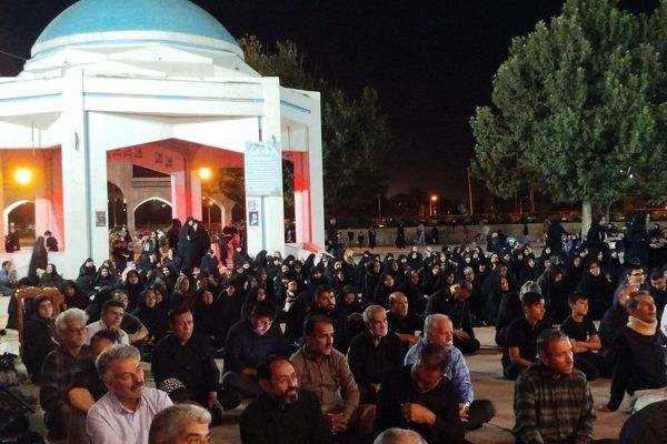 برگزاری مراسم شب دوم عزاداری ماه محرم در مسجد شهدای گمنام 