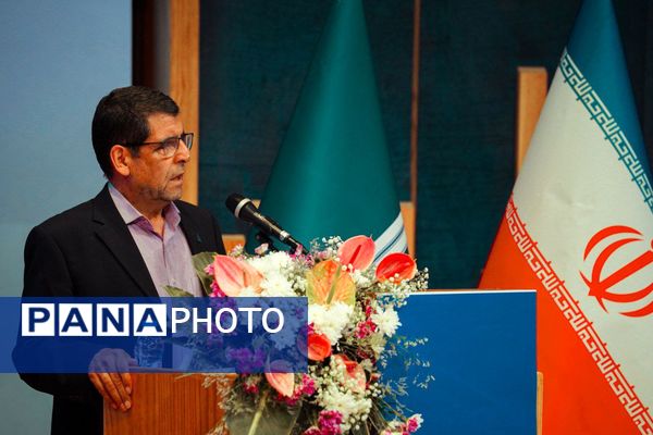 آیینه‌ تلاش کارمندان دانشگاه فردوسی مشهد(۲)