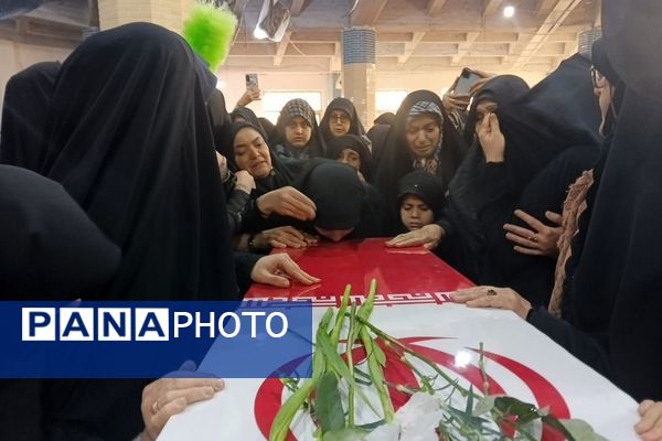 حضور شهید گمنام، حال‌وهوای نماز جمعه را متحول کرد