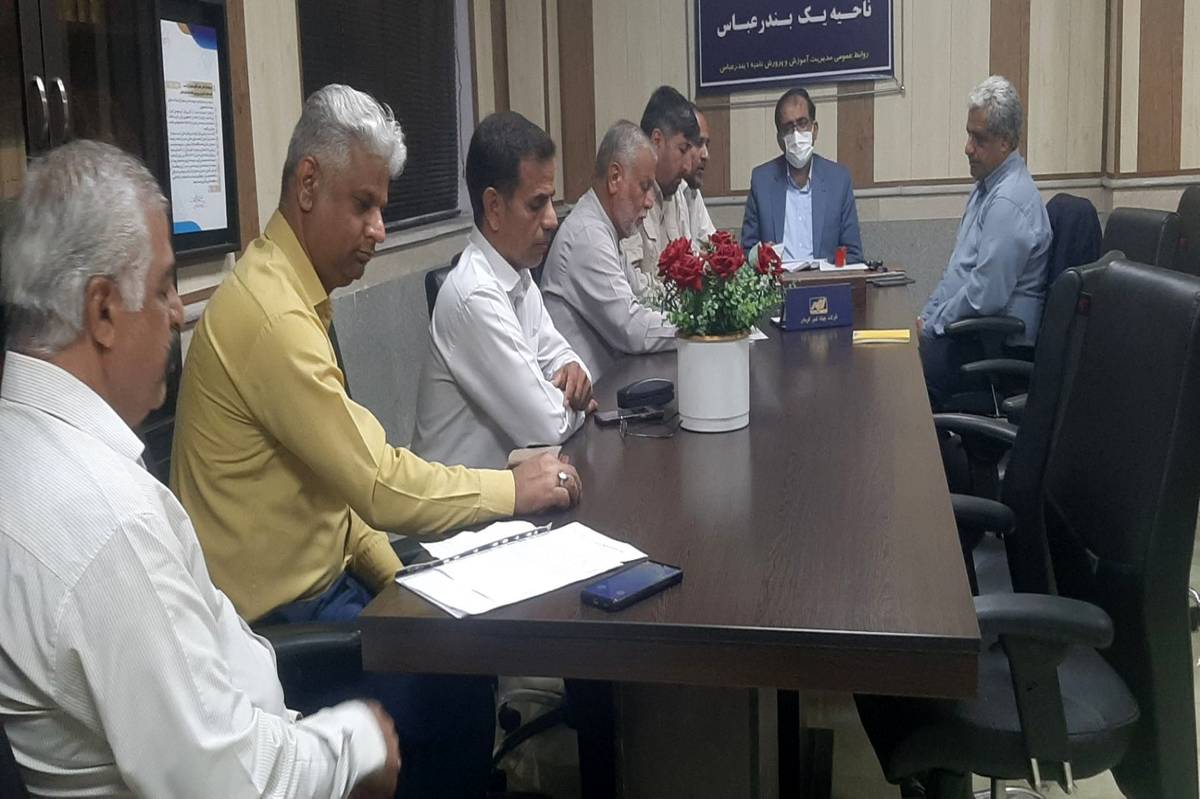 هم افزایی میان بسیج و آموزش و پرورش را در برنامهها عملی کنید
