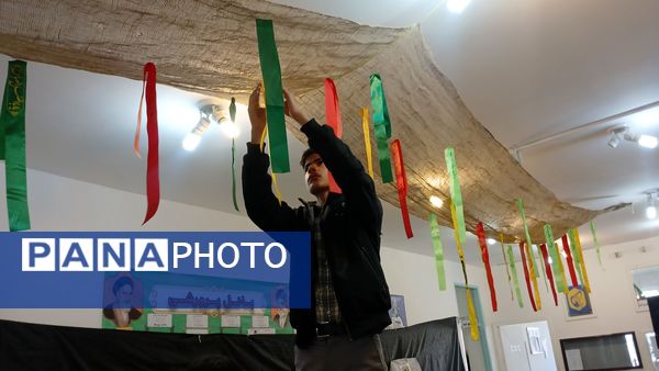 میزبانی دبیرستان نمونه دولتی شهید حاج قاسم سلیمانی شهرستان بن از شهید گمنام