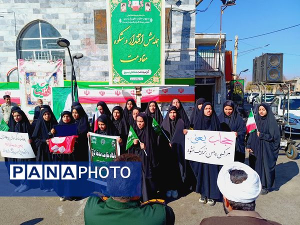 دانش‌آموزان جوکار، مقتدرانه میثاق ایستادگی را امضا کردند