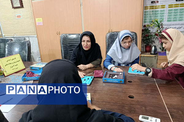برگزاری کلاس‌های آموزشی بازی‌های فکری جهت منتخبان ناحیه ۴ شیراز 