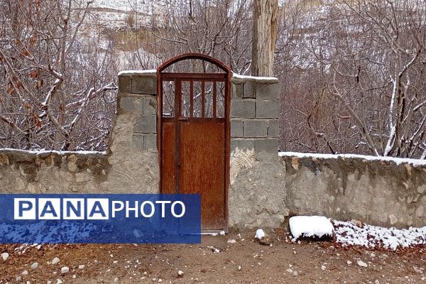 خودنمایی برف در شهر بار نیشابور