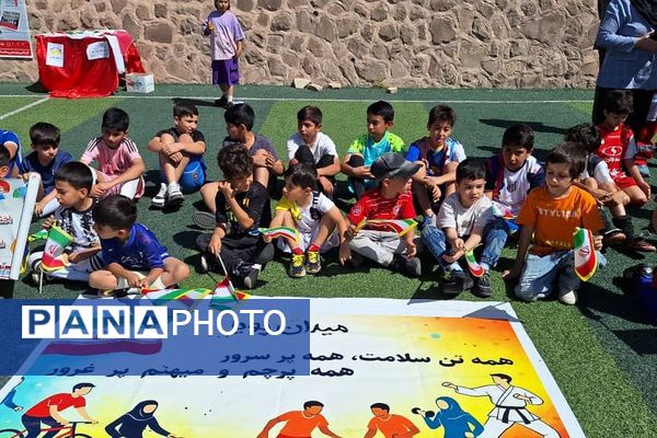 اجرای سلسله برنامه های «طرح میدان پویا» در دبستان استاد شهریار پردیس 