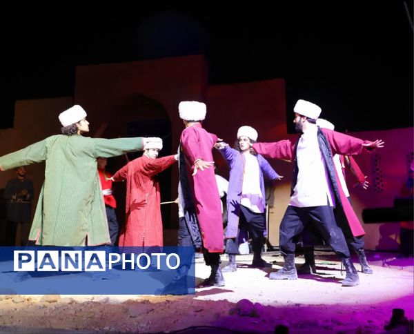 نمایش بزرگ بومی میدانی «سرزمین خورشید» در خراسان شمالی 