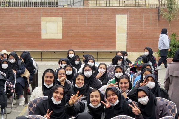 مراسم هفته پژوهش در دبیرستان بانو عفت آهنگری شهرری