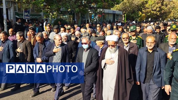 تشییع پیکر جانباز شهید علی فتح آبادی در نیشابور 