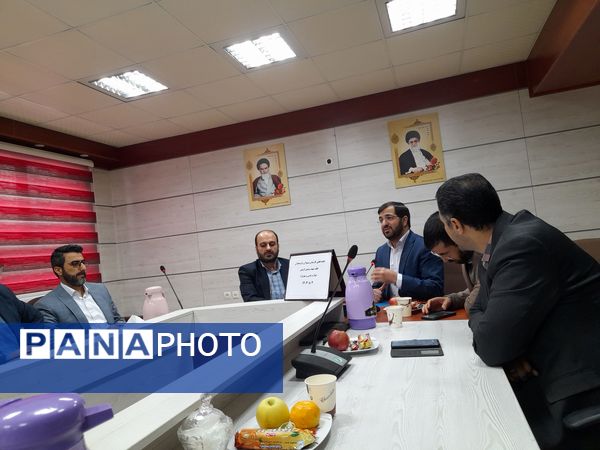 جلسه قطبی کارشناسان گزینش به میزبانی اداره آموزش و پرورش ملارد
