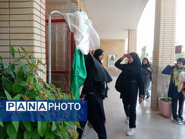 جشن آغاز سال تحصیلی جدید در دبیرستان فرهنگ فخرایی
