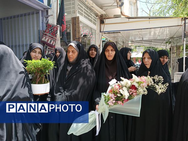 بازگشت امام جمعه از سفر مکه و استقبال گرم مردم فارسان