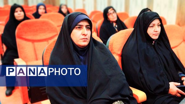 نشست مبلغان‌ و هیات‌های عزاداری شهرستان لنده در آستانه ماه محرم