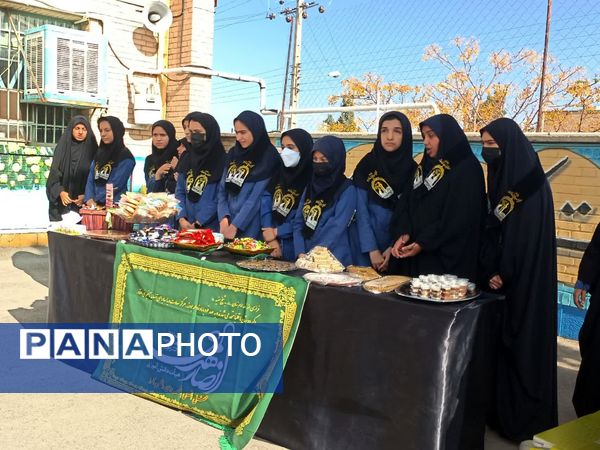 آماده‌سازی دبیرستان هاجر بیرجند برای استقبال از شهید گمنام 