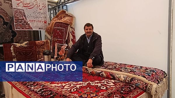 نمایشگاه یلدا در سایه‌سار چنار کهن لاهیجان تبریز گشایش یافت