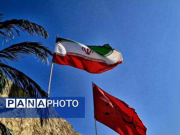 قدم بر خاک عشق