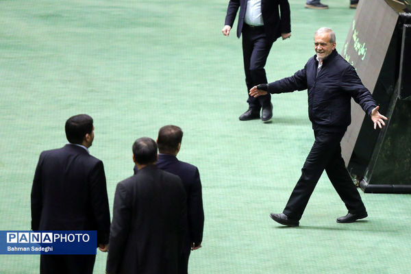 تقدیم لایحه بودجه سال ۱۴۰۵ به مجلس شورای اسلامی