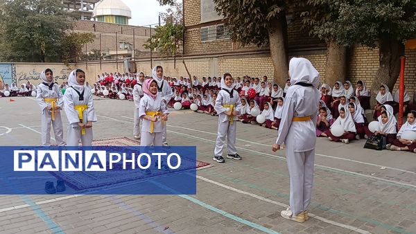 مراسم المپیاد ورزشی درون مدرسه ای دبستان شطیطه۲