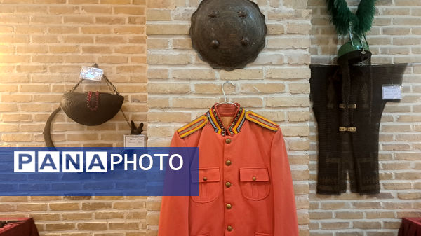 بازتاب هنر عاشورایی در نمایشگاه نسخ خطی و لباس‌های تعزیه