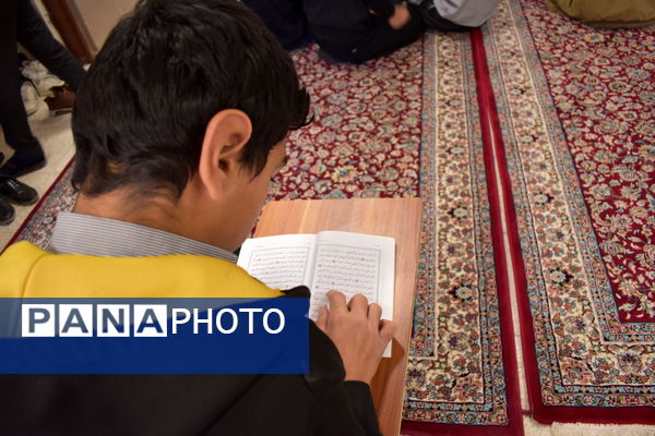 برنامه هماهنگ استانی «محفل معنوی قرآن و نماز جماعت» در نوخندان