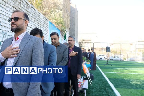 افتتاحیه زمین چمن دبستان فطرت