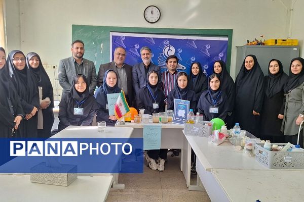 شور علمی دانش آموزان فشافویه در آیین گرامیداشت روز آزمایشگاه