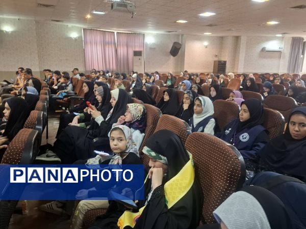 کارگاه خبرنگاری موبایلی در مشهد