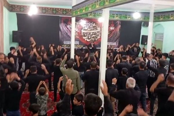 مراسم عزاداری شب عاشورا در شهر عشق آباد