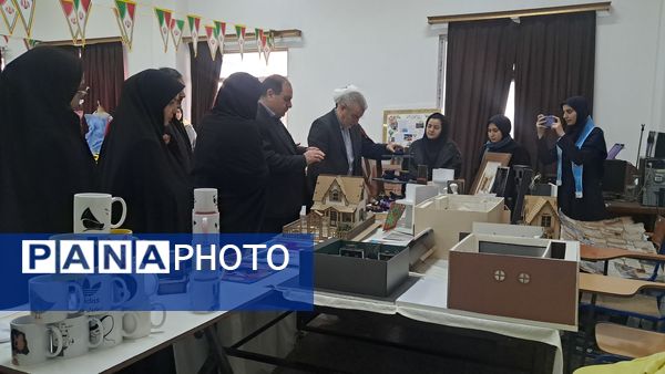 توزیع بسته‌های معیشتی به دانش‌آموزان مدارس ناحیه یک تبریز