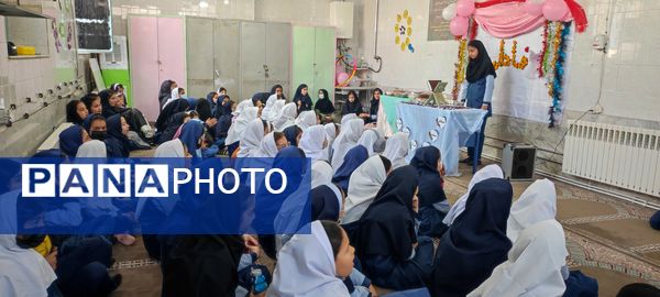 جشن ولادت حضرت فاطمه زهرا (س) و روز مادر در دبستان شهید احمد خاقانی شهرستان شیروان