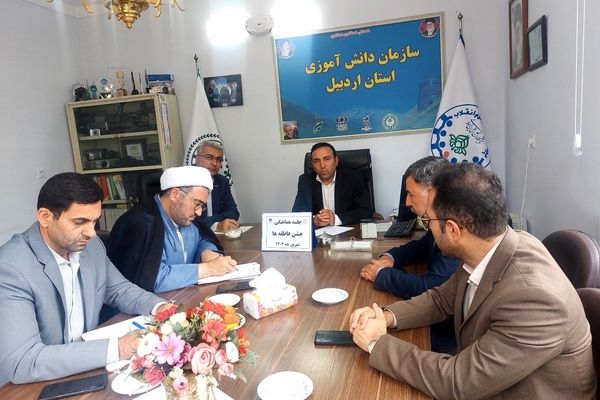 هدف از برگزاری جشن عاطفه‌ها، ترویج فرهنگ نیکوکاری است