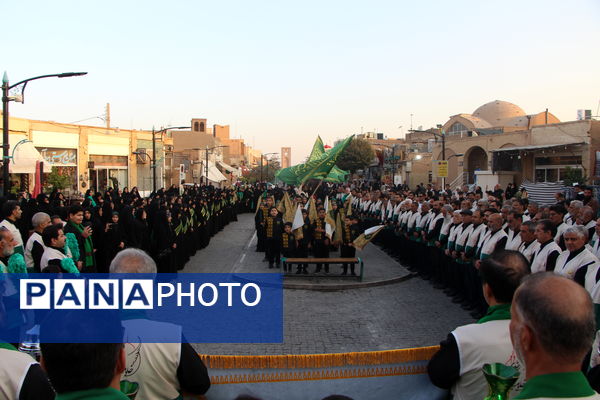 کاروان نمادین حضور امام رضا (ع) در یزد