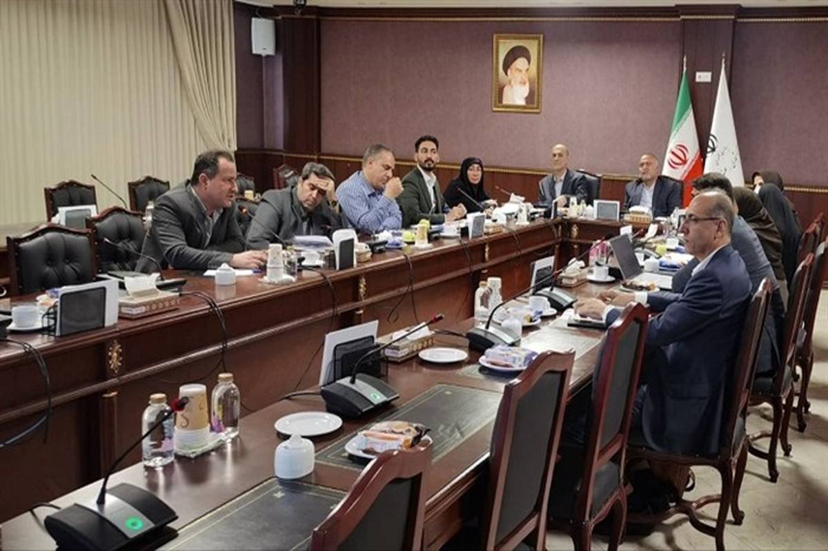 ضرورت تقویت هویت ملی و اسلامی دانشآموزان