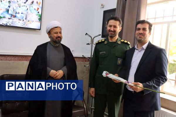 قدردانی ناحیه مقاومت سپاه سیدالشهدا (ع) شهرستان اسلامشهر از فرهنگیان این شهرستان