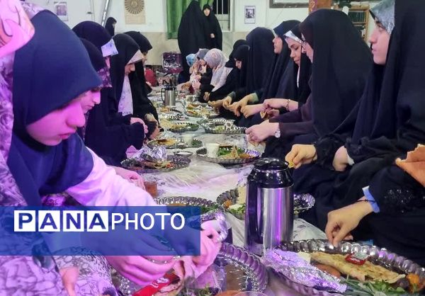 حضور مدیرکل آموزش و پرورش گیلان در محل اعتکاف دانش‌آموزی رشت