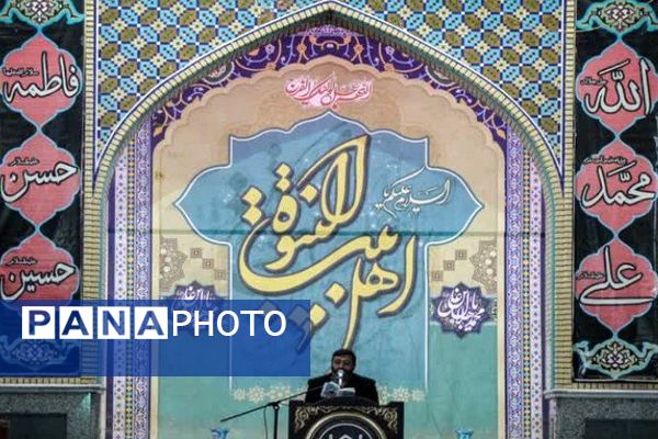 اهتزاز پرچم سبز علوی بر فراز گنبد فیروزه حرم مطهر حضرت محمد هلال بن علی علیه السلام 