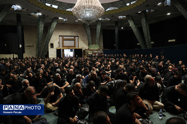 عاشورای حسینی در دانشگاه تهران