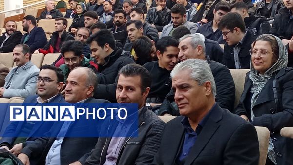  همایش تجلیل از نخبگان کنکور شهرستان اسکو 