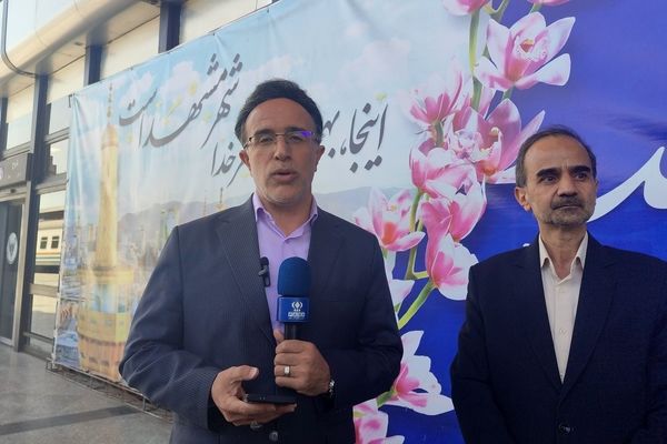 هنر صنعت فرش یکی از اصیل‌ترین و قدیمی‌ترین هنرهای صنایع دستی ایران است