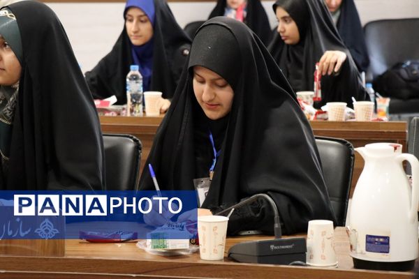 پویش «نو+راوی مهر»؛ فرصتی برای کنشگری دانش‌آموزان در نوروز دانش
