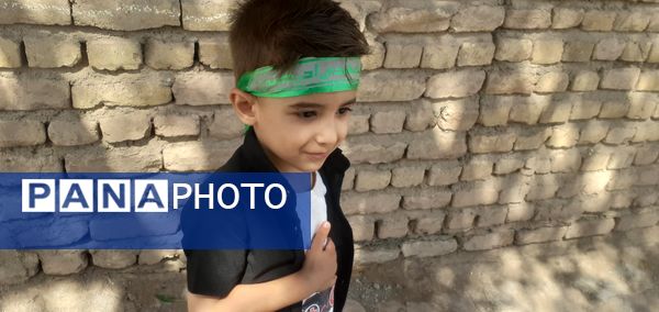 تجلی عشق به اباعبدالله در روستای سربالا؛ مراسم تاسوعا با مداحی و سینه زنی