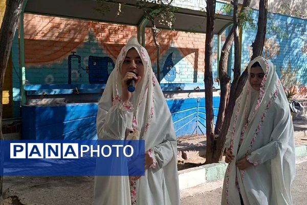 برگزاری طرح مصباح الهدی و نماز جماعت در دبستان شهید اول ۲ ناحیه یک شهرری