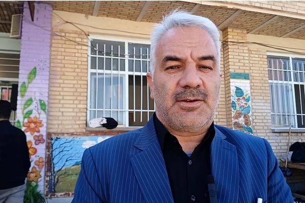 حضور شهید گمنام در مدرسه، جلوه‌ای از فرهنگ ایثار و شهادت است