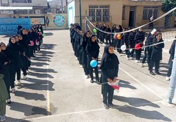 مدرسه خدیجه کبری میزبان جشن جوانه ها