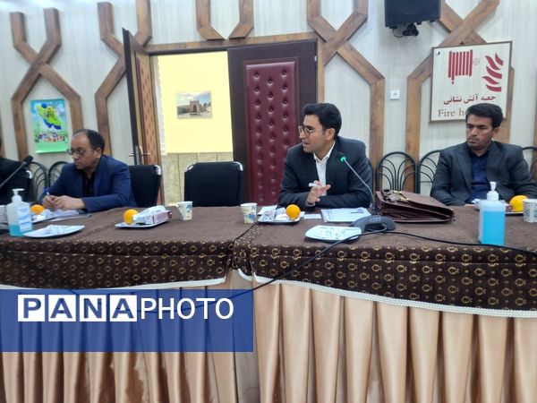 برگزاری جلسه شورای اداری آموزش و پرورش ترشیز بزرگ در شهرستان خلیل‌آباد