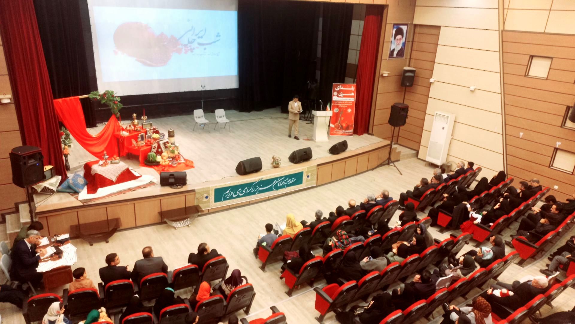 یلدای هنری با حضور هنرمندان در کانون ارشاد شهرستان خلیل آباد 