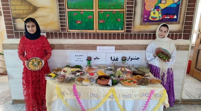 دانش‌آموزان دبستان میقات بهارستان‌دو با طعم سلامتی گرد هم آمدند