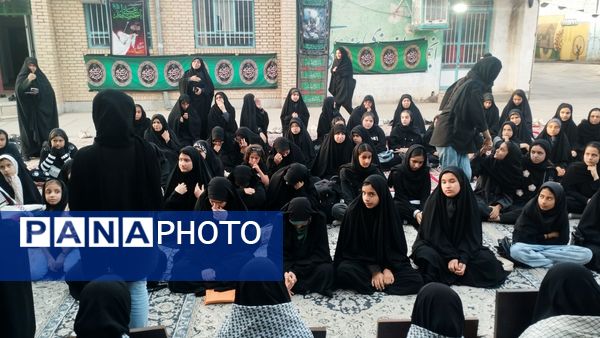 بازدید مسئولین اداره آموزش و پرورش از هیئت دانش آموزی دختران حاج قاسم 